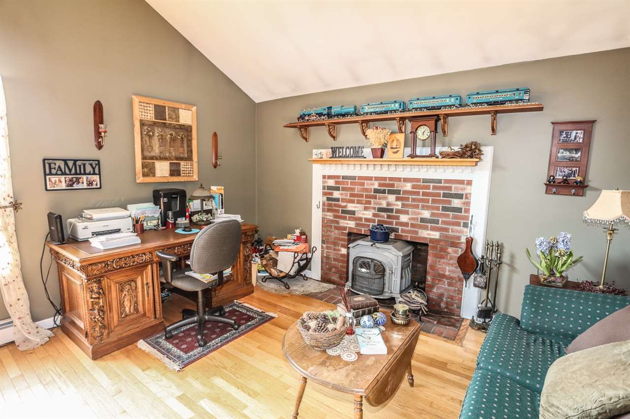 201 Beals Road Bedford, NH 03110 - Photo 10 of 40
