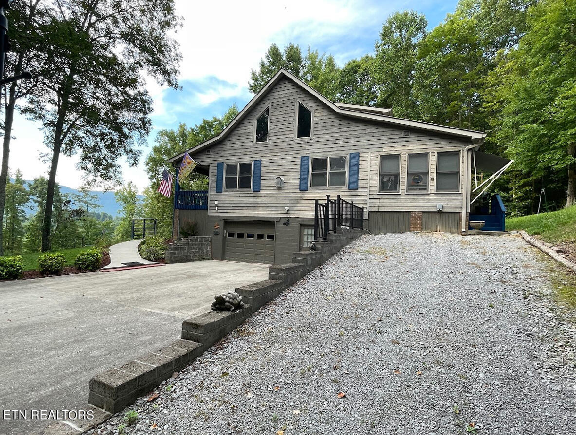 1057 Crockett Ridge Road Rose Hill, VA 24281 - Photo 4 of 58 IMG_7768