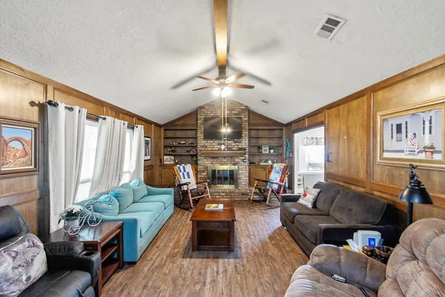 $320,000 | 2718 Lufkin Lane, Deer Park, TX 77536