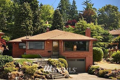 8702 40th Avenue Southwest Seattle, WA 98136 - Photo 1 of 1 Gallery Image 1