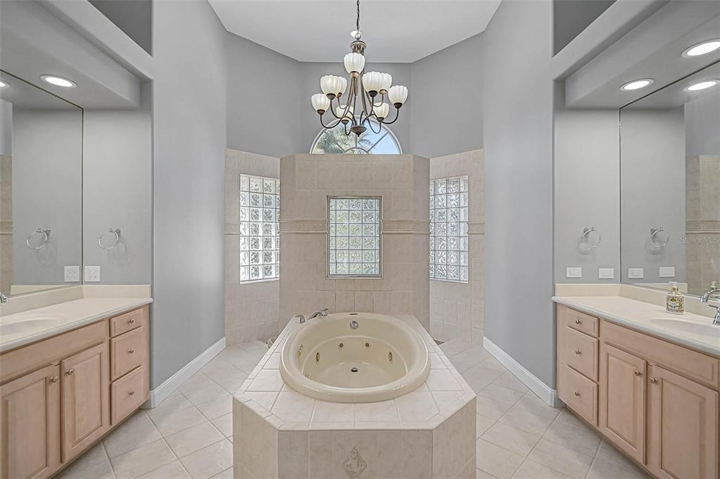 538 Dove Pointe Osprey, FL 34229 - Photo 26 of 74