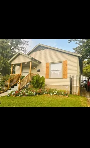 a view of an ocean view