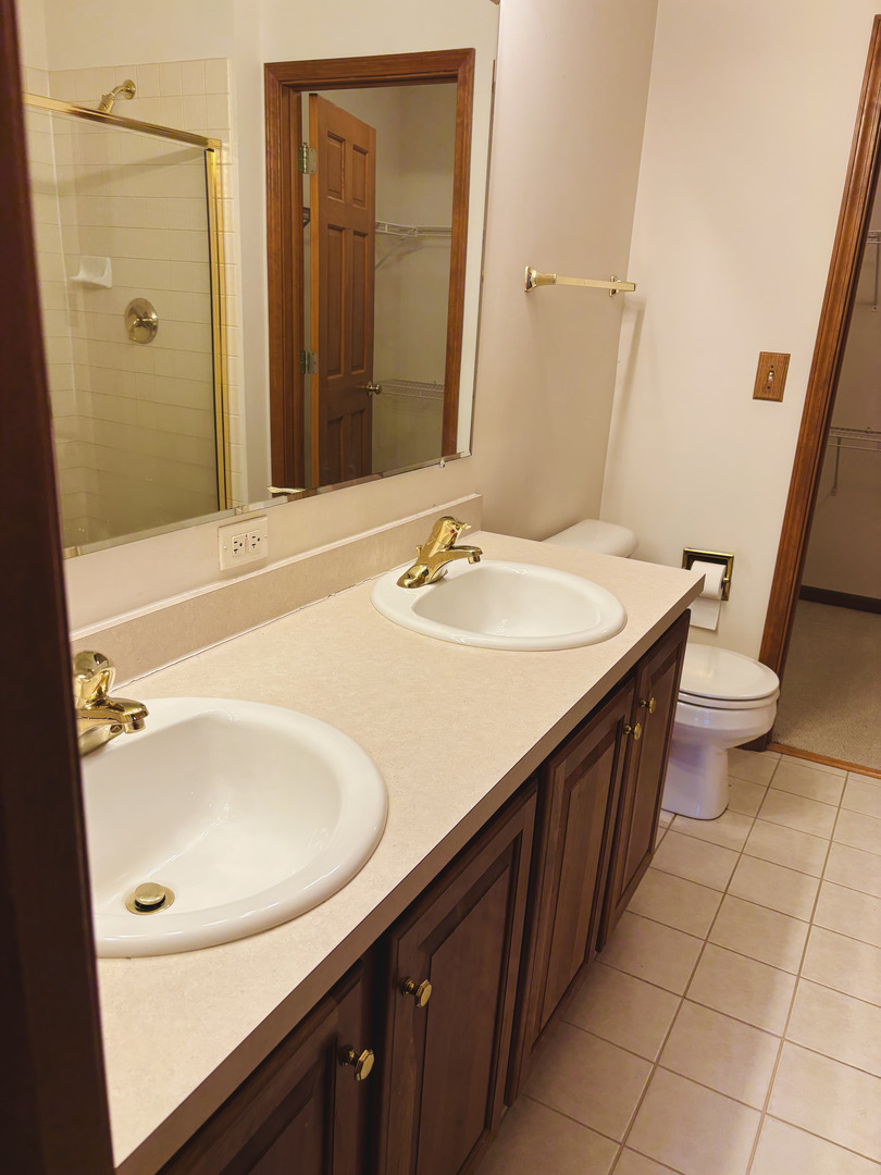 2598 Hillsboro Boulevard Aurora, IL 60503 - Photo 12 of 12