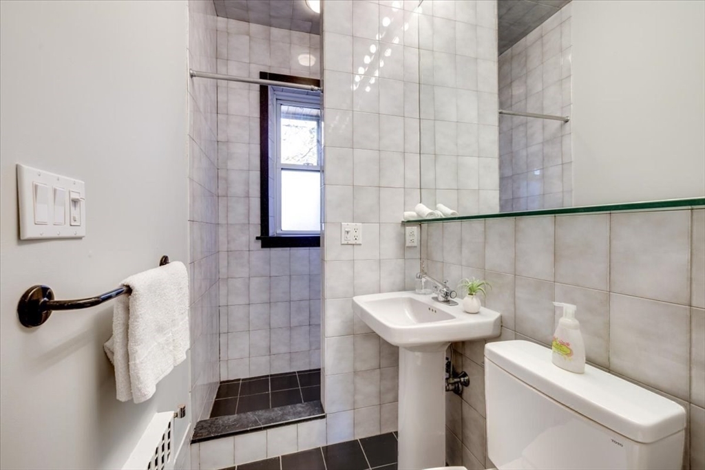 119 Winthrop Road, Unit 6C Brookline, MA 02445 - Photo 19 of 21