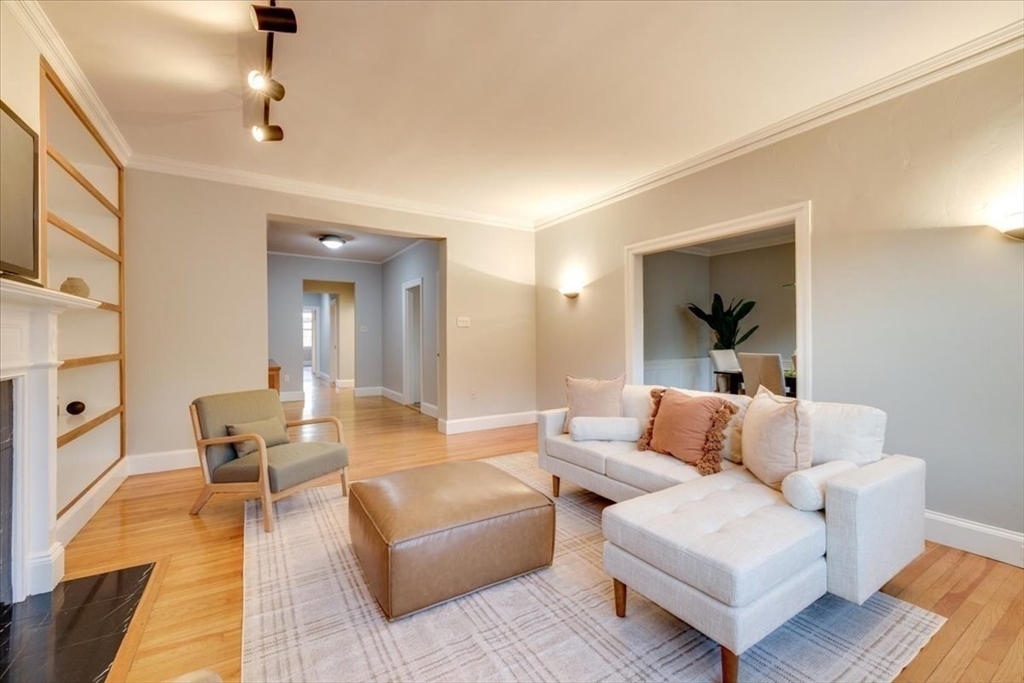 119 Winthrop Road, Unit 6C Brookline, MA 02445 - Photo 3 of 21