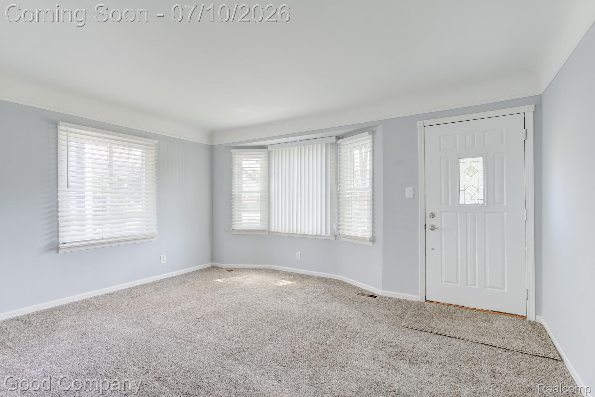 3689 Phillips Avenue Berkley, MI 48072 - Photo 9 of 51 3689 Phillips Ave.-05.jpg