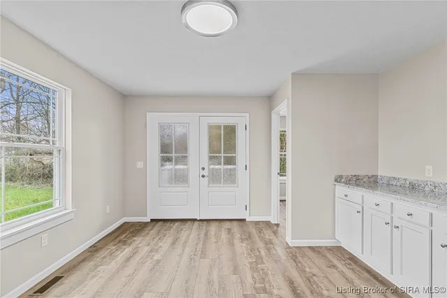 $219,900 | 161 South 5th Street, Austin, IN 47102