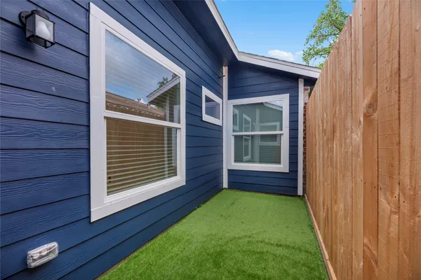 $270,000 | 18503 Willow Moss Drive, Katy, TX 77449