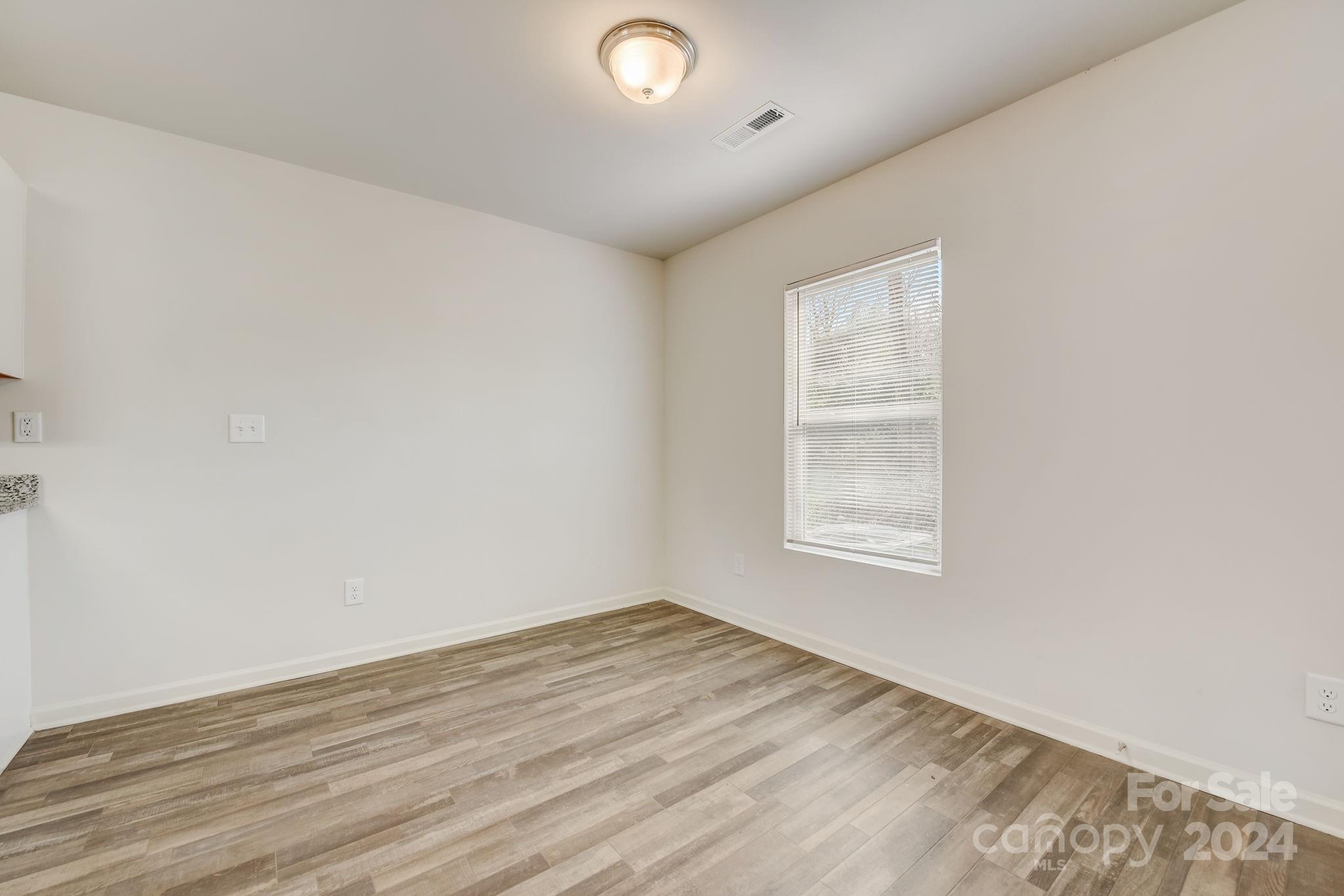9817 Old Dowd Road Charlotte, NC 28214 - Photo 12 of 34 Gallery Image 12