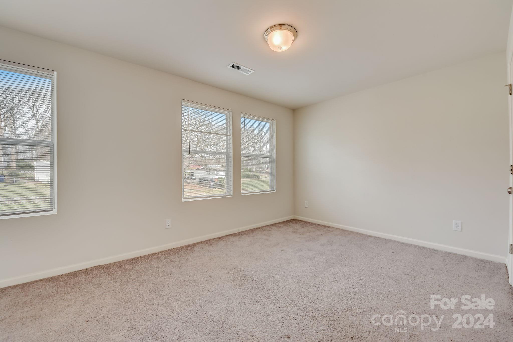 9817 Old Dowd Road Charlotte, NC 28214 - Photo 31 of 34 Gallery Image 31