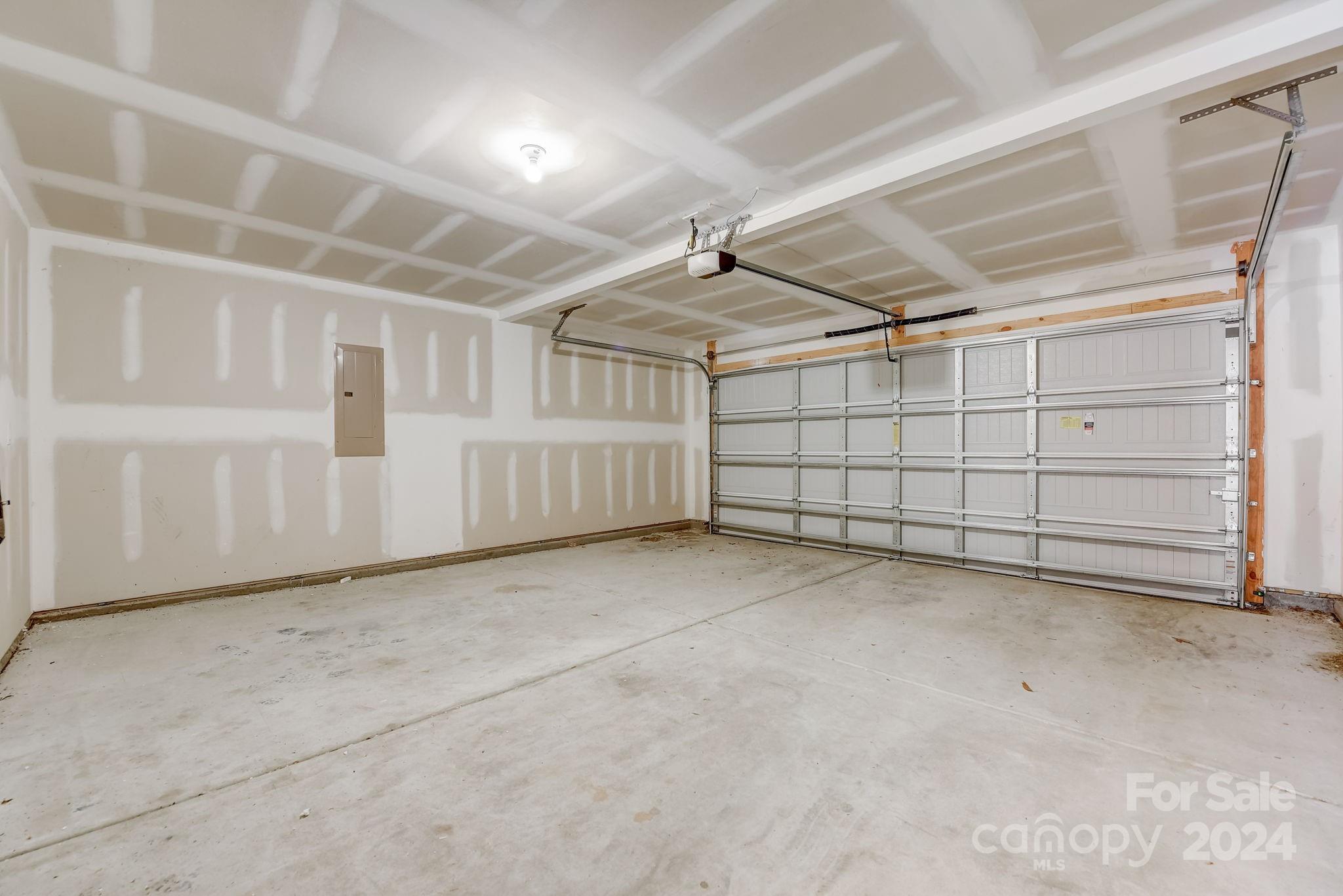 9817 Old Dowd Road Charlotte, NC 28214 - Photo 33 of 34 Gallery Image 33