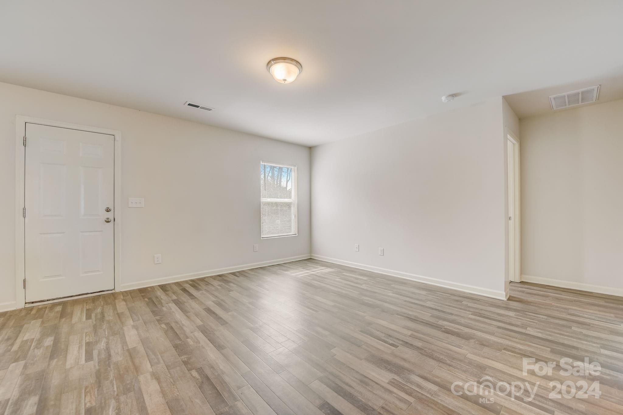 9817 Old Dowd Road Charlotte, NC 28214 - Photo 9 of 34 Gallery Image 9