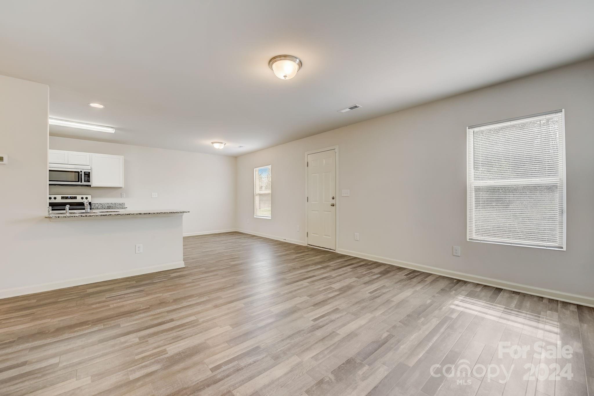 9817 Old Dowd Road Charlotte, NC 28214 - Photo 10 of 34 Gallery Image 10