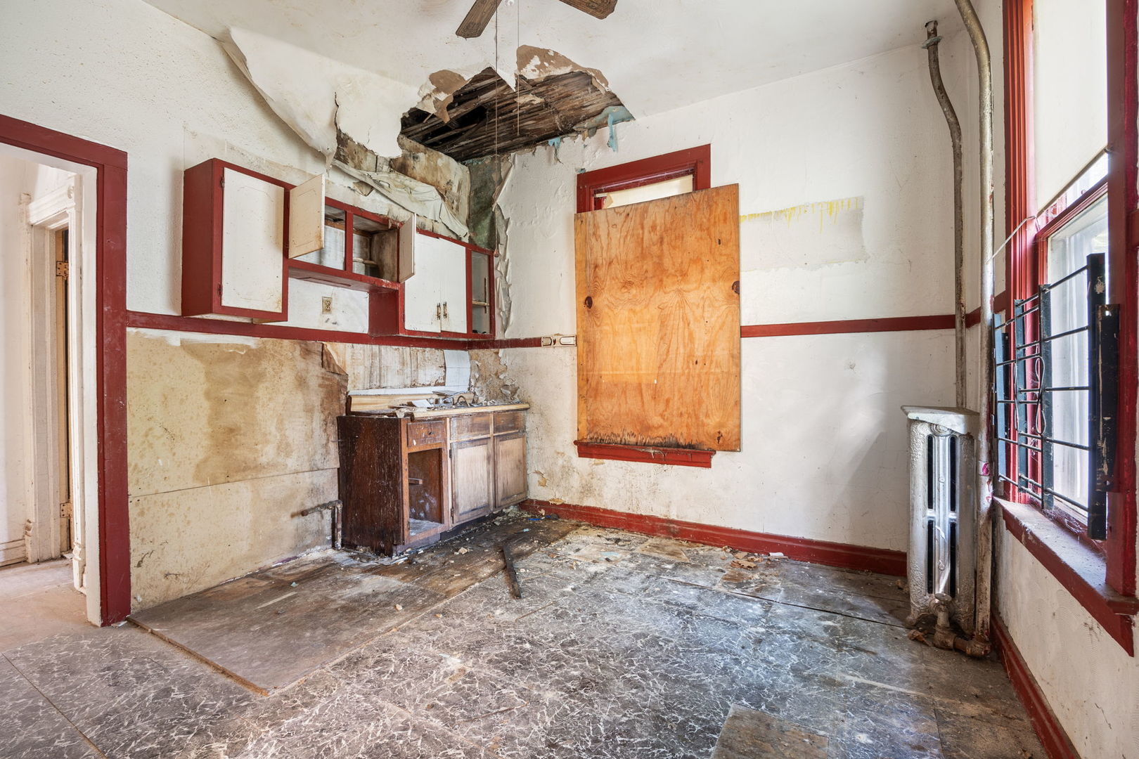 6221 South Carpenter Street Chicago, IL 60621 - Photo 8 of 13 Gallery Image 8