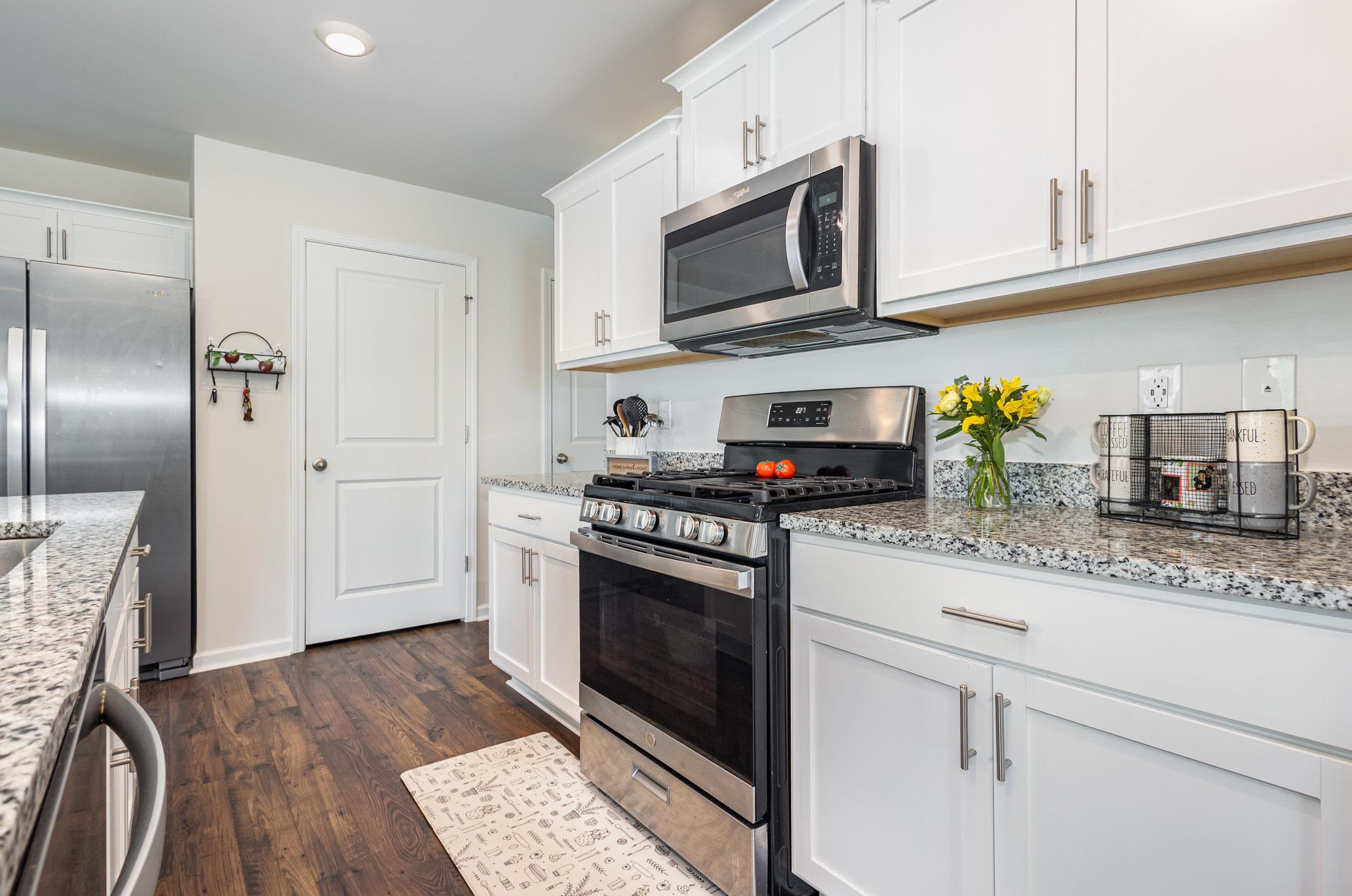 4614 Bessemer Court Boiling Springs, SC 29316 - Photo 11 of 38 Kitchen