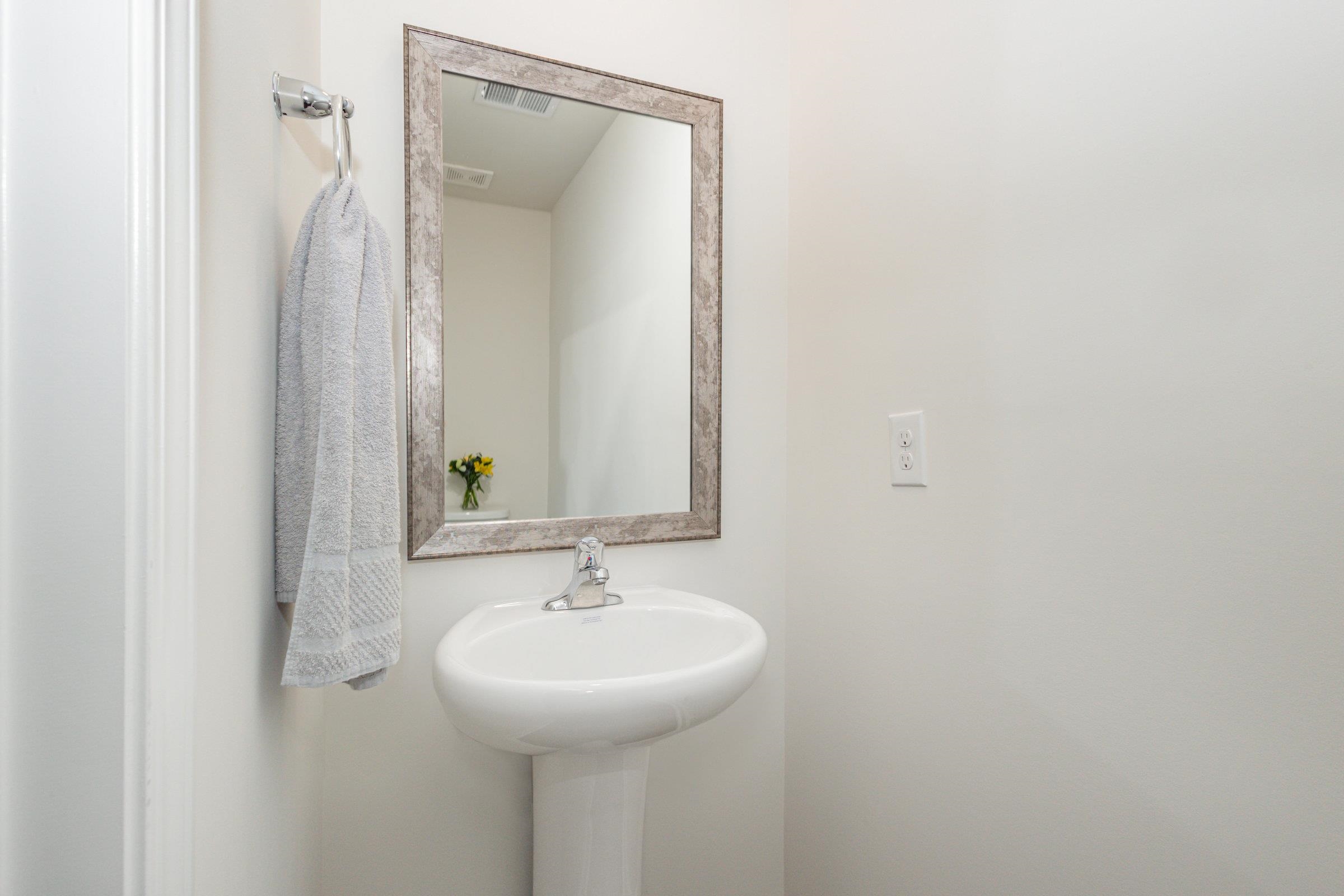 4614 Bessemer Court Boiling Springs, SC 29316 - Photo 15 of 38 Bath