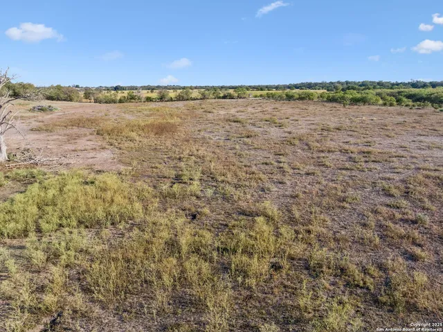 $749,900 | 7970 Highway 87, La Vernia, TX 78121