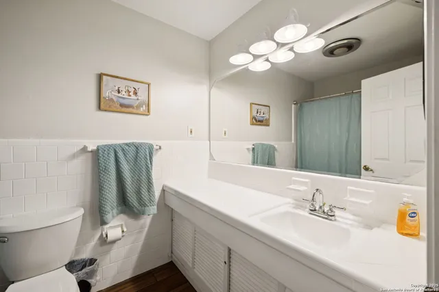 $749,900 | 7970 Highway 87, La Vernia, TX 78121