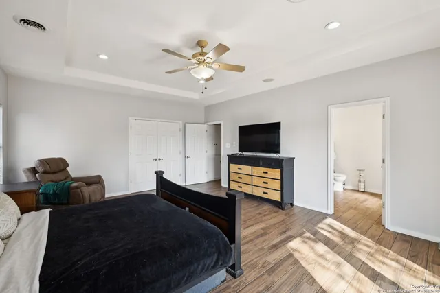 $749,900 | 7970 Highway 87, La Vernia, TX 78121