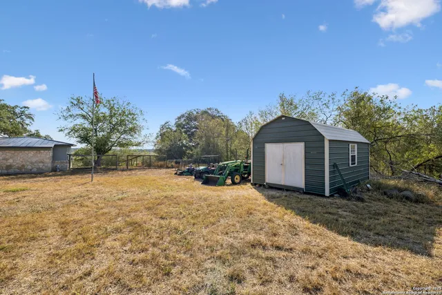 $749,900 | 7970 Highway 87, La Vernia, TX 78121