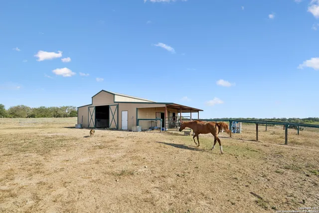 $749,900 | 7970 Highway 87, La Vernia, TX 78121
