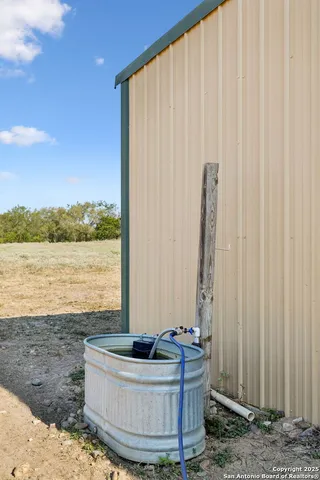 $749,900 | 7970 Highway 87, La Vernia, TX 78121