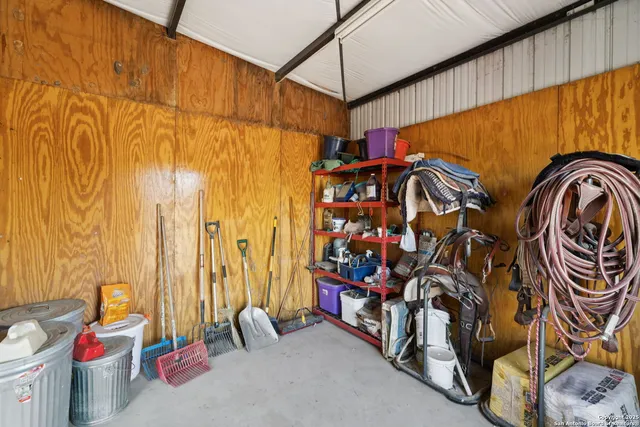 $749,900 | 7970 Highway 87, La Vernia, TX 78121