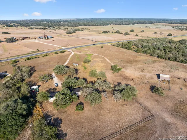 $749,900 | 7970 Highway 87, La Vernia, TX 78121
