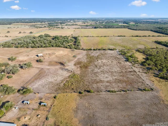 $749,900 | 7970 Highway 87, La Vernia, TX 78121