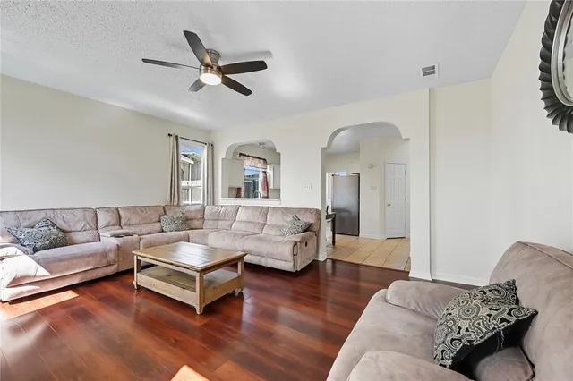 $440,000 | 1432 Stone Canyon Way, Lewisville, TX 75067