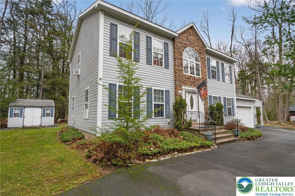 216 Pheasant Place Tobyhanna, PA 18466 - Photo 2 of 47