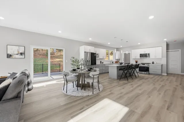 $619,000 | 287 Whitney Avenue, Holyoke, MA 01040