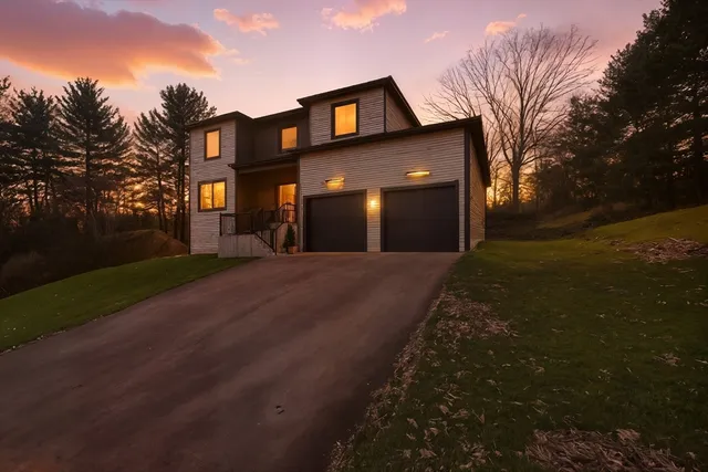 $619,000 | 287 Whitney Avenue, Holyoke, MA 01040