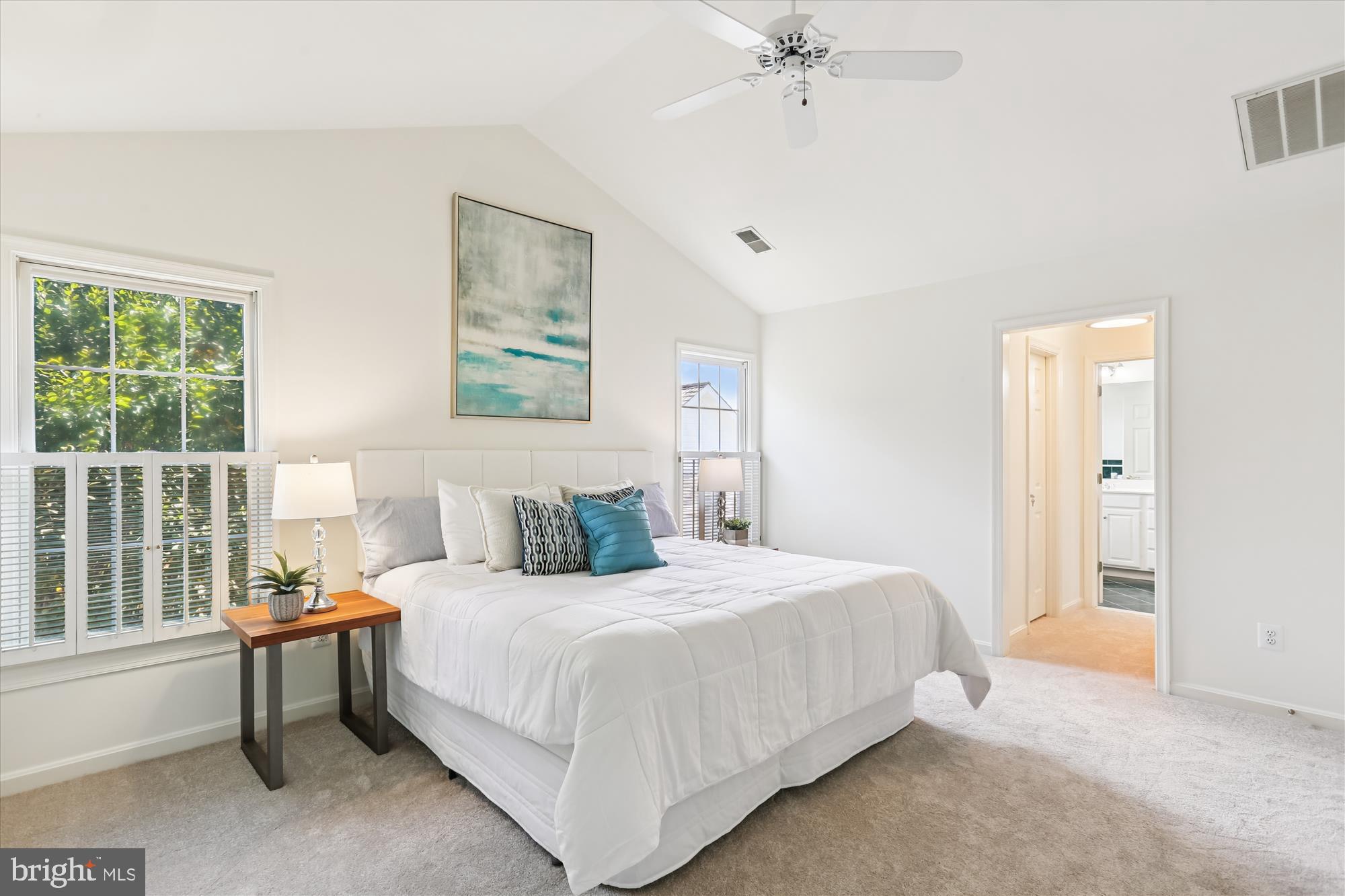 403 Kent Oaks Way Gaithersburg, MD 20878 - Photo 31 of 76 a bedroom with a bed and a table