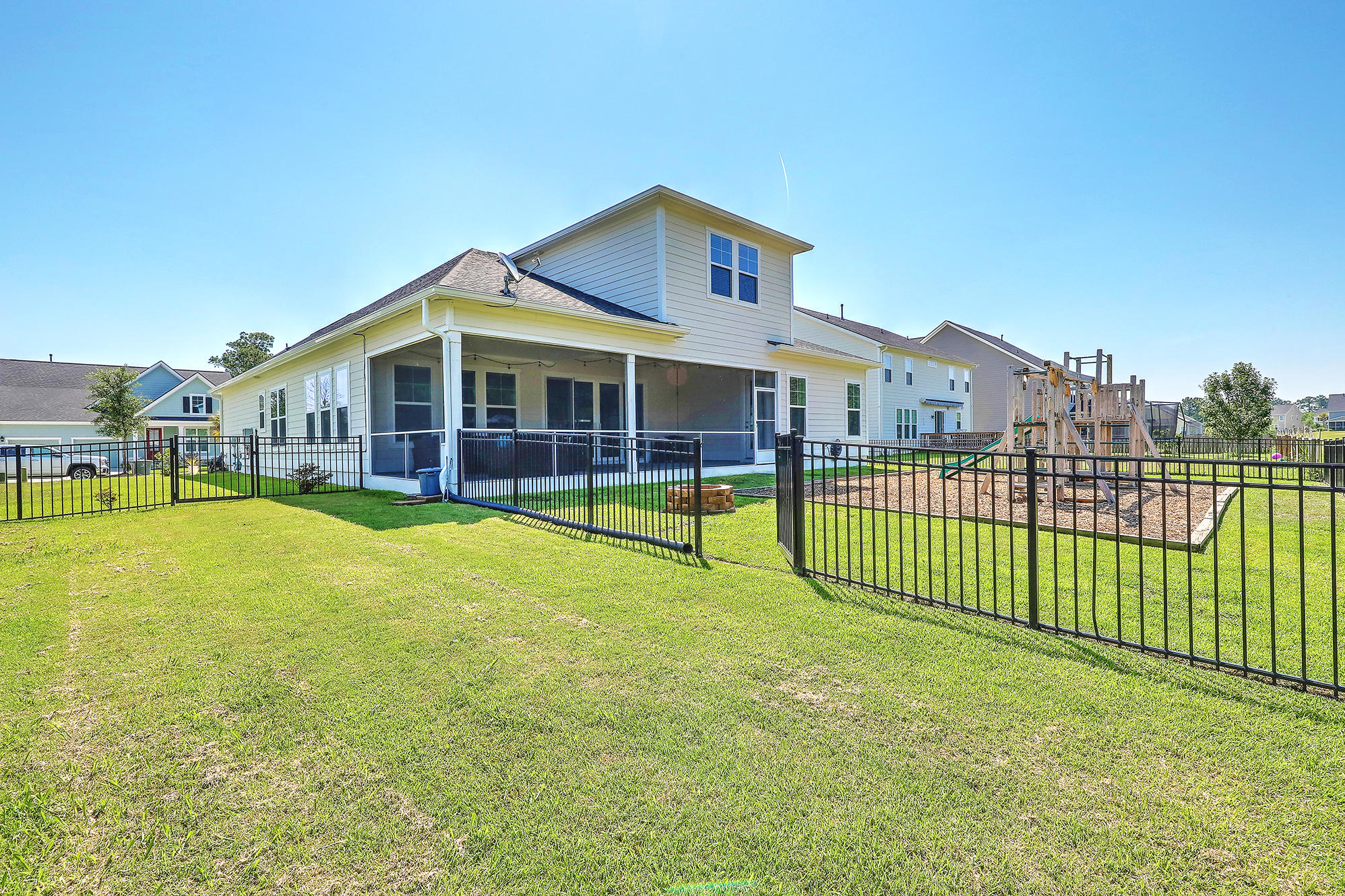 1311 Raven Road Hanahan, SC 29410 - Photo 34 of 39 IMG_8246_7_8