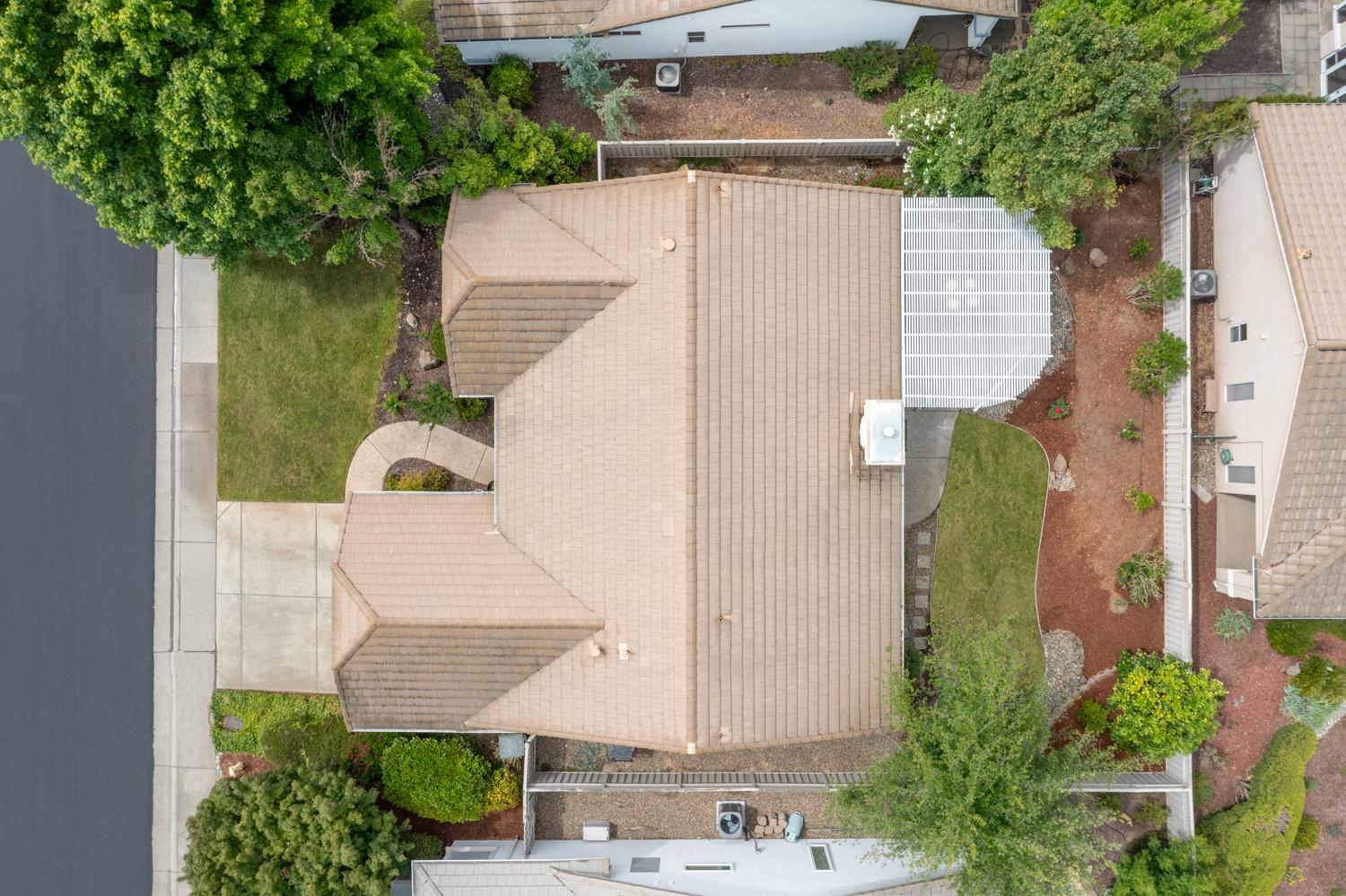 4081 Rose Creek Road Roseville, CA 95747 - Photo 45 of 52 an aerial view of a house with outdoor space and trees all around