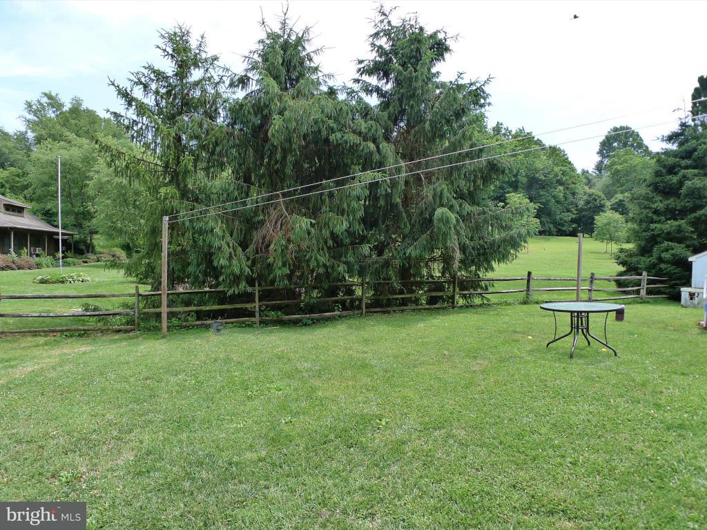 960 Hope Avenue Lititz, PA 17543 - Photo 16 of 19 Gallery Image 16