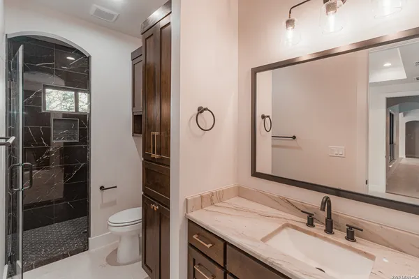 $689,900 | 192 Bobby Lynn Drive, Adkins, TX 78101