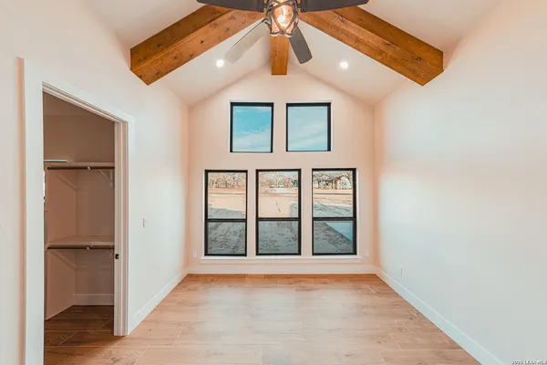 $689,900 | 192 Bobby Lynn Drive, Adkins, TX 78101