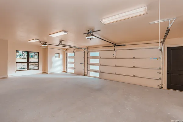 $689,900 | 192 Bobby Lynn Drive, Adkins, TX 78101