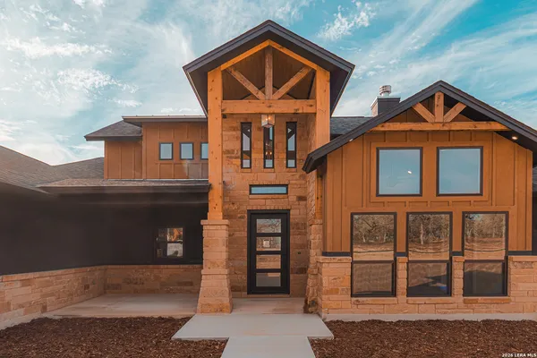 $689,900 | 192 Bobby Lynn Drive, Adkins, TX 78101
