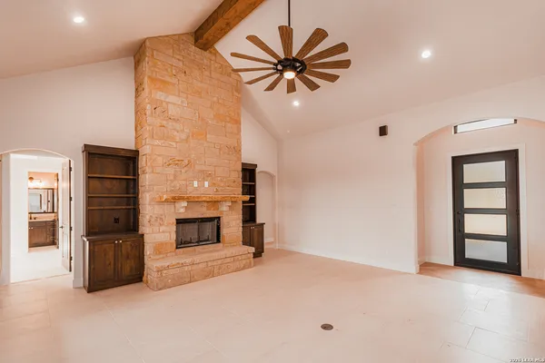 $689,900 | 192 Bobby Lynn Drive, Adkins, TX 78101