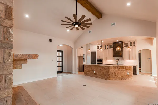 $689,900 | 192 Bobby Lynn Drive, Adkins, TX 78101