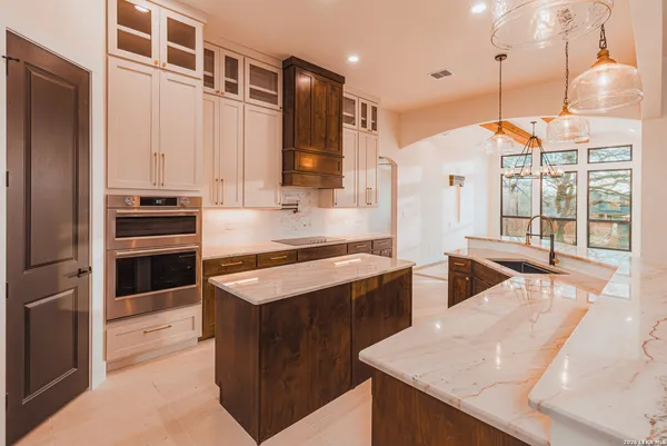 $689,900 | 192 Bobby Lynn Drive, Adkins, TX 78101