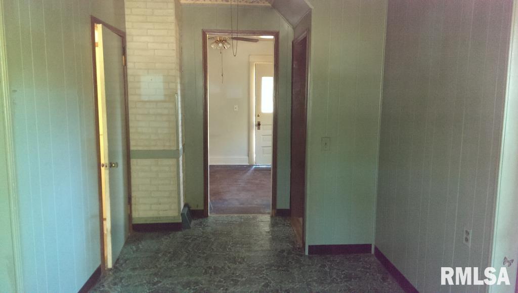 1825 2nd Street Moline, IL 61265 - Photo 7 of 10 Gallery Image 7
