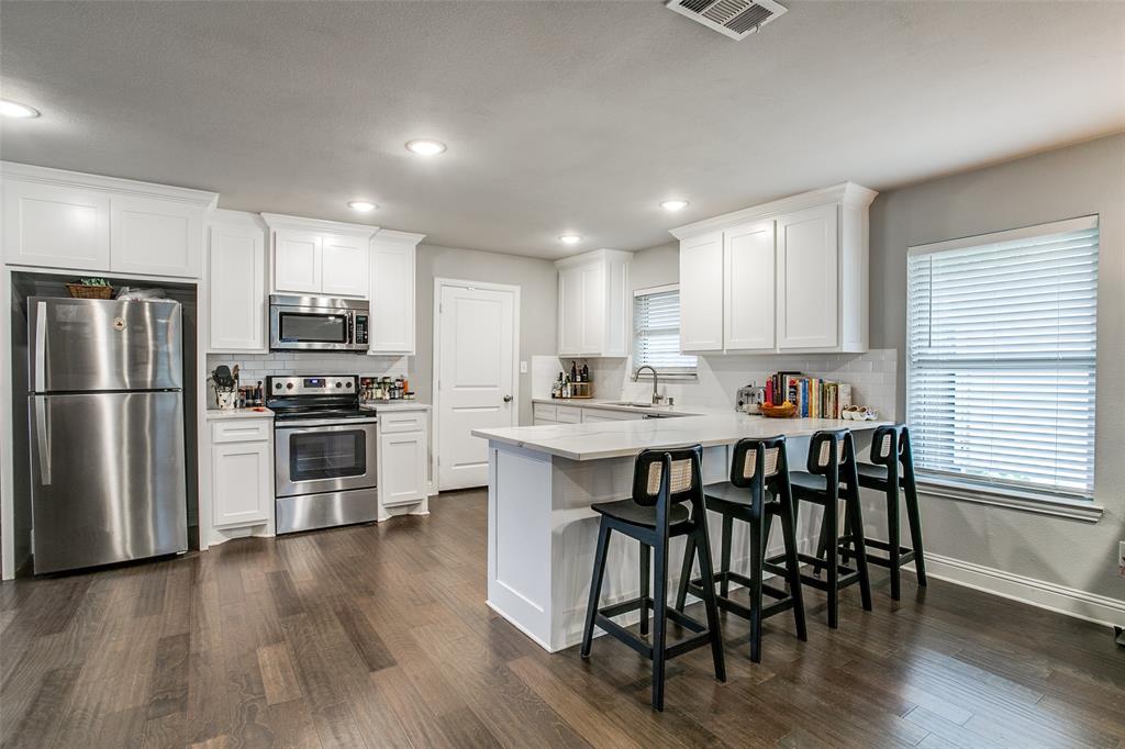 7324 Rutgers Drive Dallas, TX 75214 - Photo 5 of 12