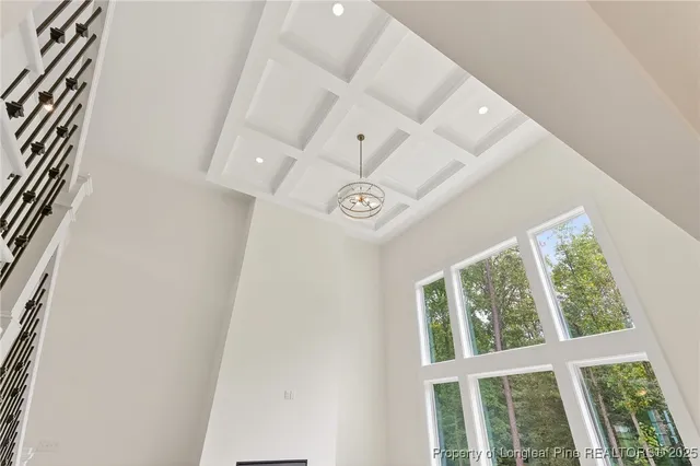 a view of entryway with window