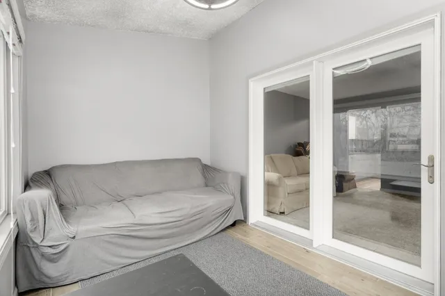 $173,000 | 1900 Coon Rapids Boulevard Northwest, Unit 1, Coon Rapids, MN 55433