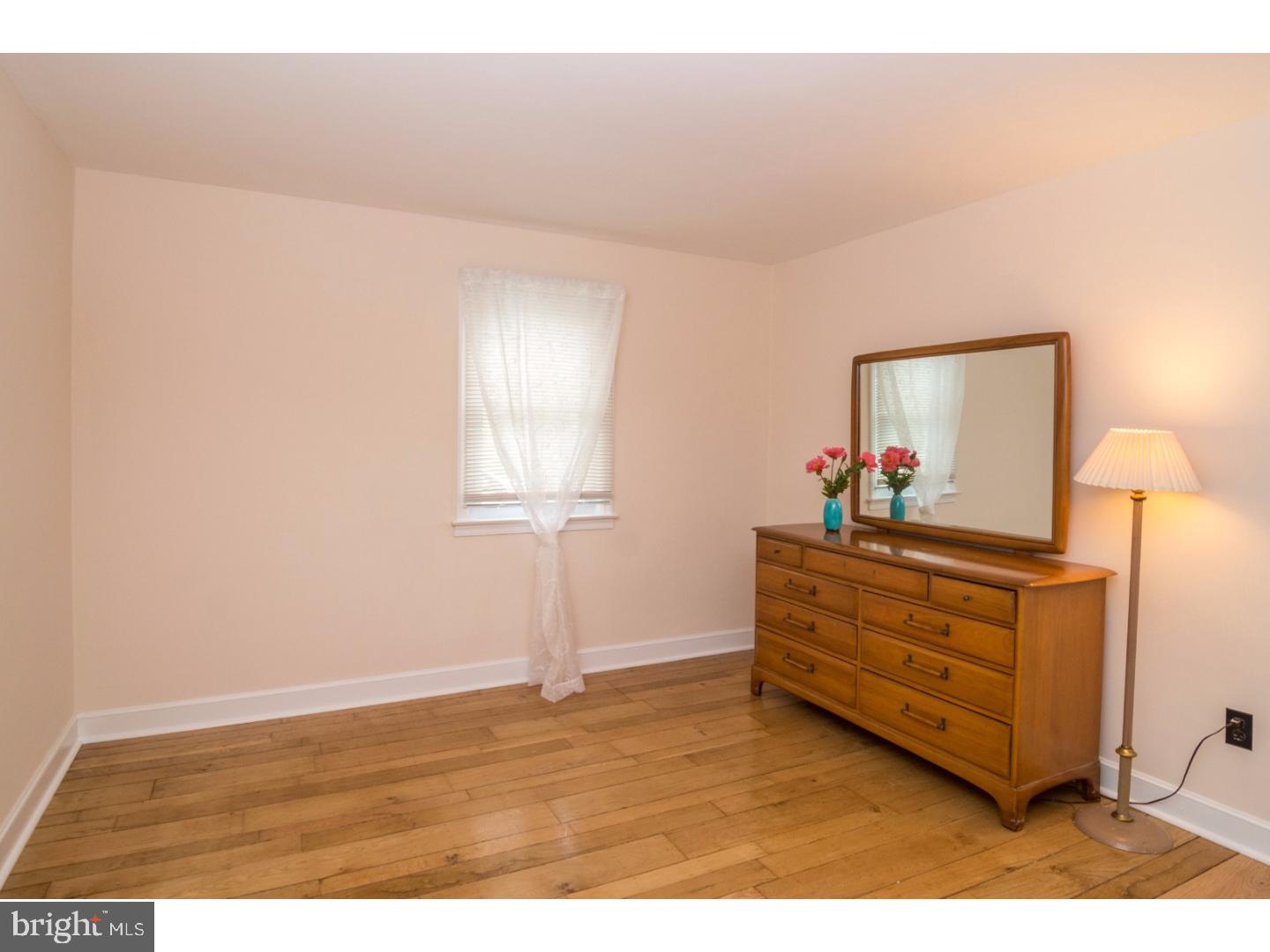 231 Overlook Road Ambler, PA 19002 - Photo 15 of 25 Bedroom - Main