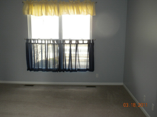 103 Middleton Street Genoa, IL 60135 - Photo 8 of 11 Gallery Image 8
